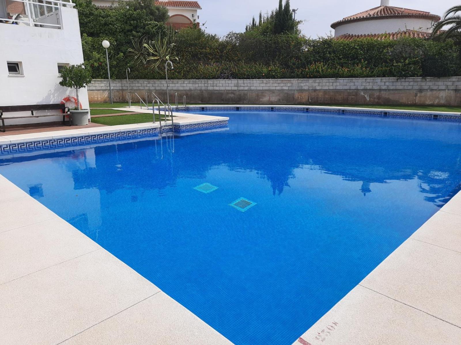 Apartment In Costa Del Sol With Large Terrace For 9 People Rincón de la Victoria Pokój zdjęcie